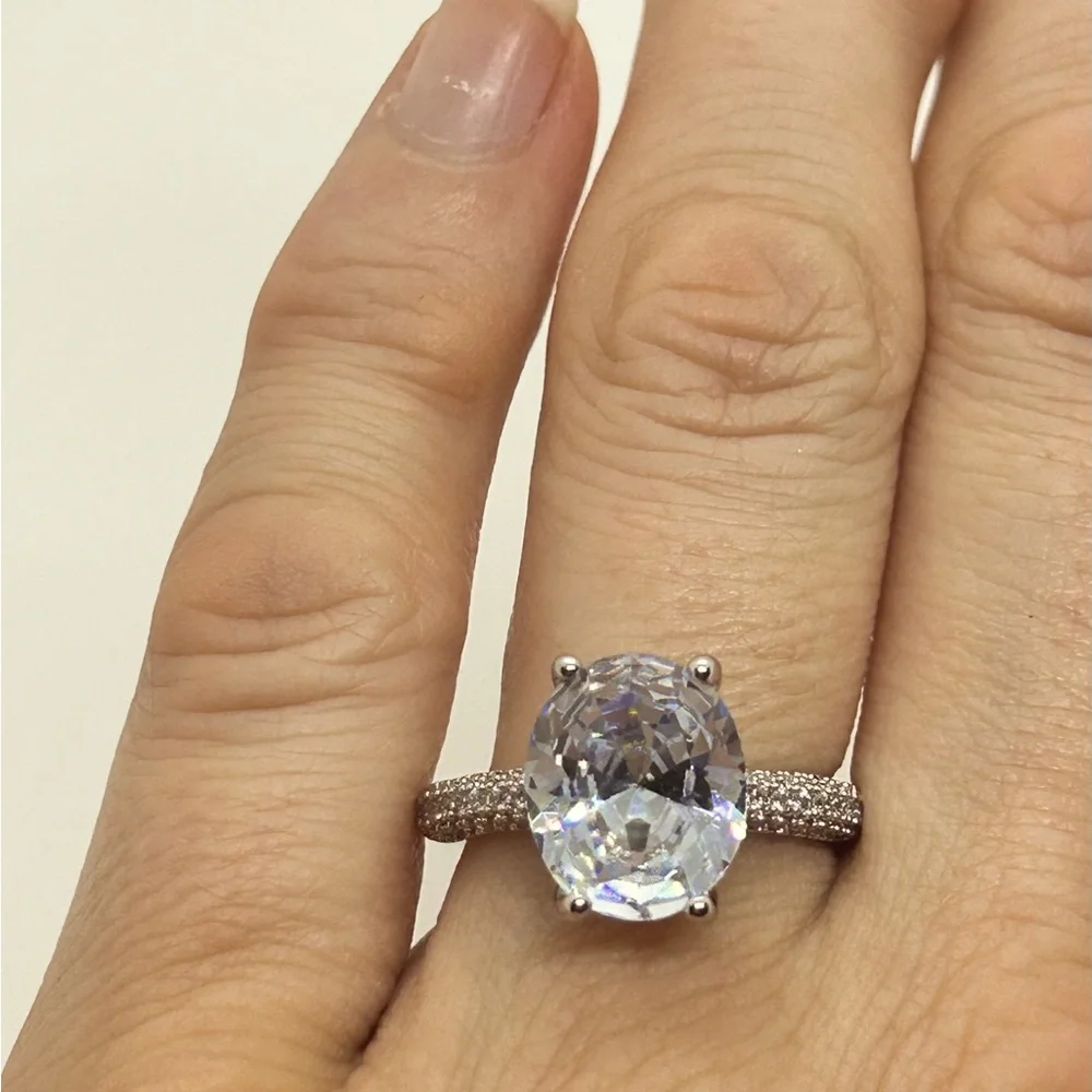 Huitan Gold Band Ring with Clear Oval Crystal
